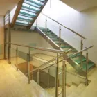 16 üzleti kép AQUA FORM KFT. Üvegezés ban/ben Győr GS