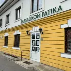 3 üzleti kép BAZSALIKOM PATIKA KFT. Gyógyszertárak ban/ben Budapest PE