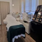 1 üzleti kép BOGNÁR DÓRI KOZMETIKUS - ICONIQUE BEAUTY LOUNGE- HIFU PEN, DIÓDALÁZERES SZŐRTELENITÉS Kozmetika ban/ben Budapest PE