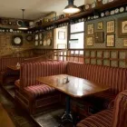 2 üzleti kép CLOCK CAFE RESTAURANT & PUB Vendéglátás ban/ben Budapest