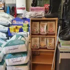 2 üzleti kép DOG-PET ÁLLATELEDEL ÉS TAKARMÁNYBOLT Állateledel ban/ben Baja BK