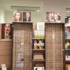 2 üzleti kép EGYES OPTIKA Optika, optikai cikkek ban/ben Budapest PE