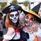 8 üzleti kép EVENUE COSTUMES JELMEZKÖLCSÖNZŐ BUDAPEST Üzletek ban/ben Budapest 6. Kerület BU