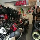 4 üzleti kép FEHÉR HOLLÓ MOTOROSBOLT - MOTORALKATRÉSZEK, MOTOROS RUHÁZAT Motorok ban/ben Szolnok JN