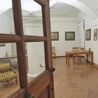 1 üzleti kép HEREDITAS ANTIKVÁRIUM Antikváriumok ban/ben Budapest PE