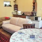 3 üzleti kép KIS VENDÉGHÁZ Idegenforgalom & Utazás ban/ben Budapest