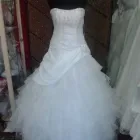 3 üzleti kép KLAUDIA ESKÜVŐI RUHASZALON Üzletek ban/ben Nyíregyháza SZ