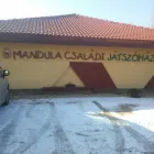 3 üzleti kép MANDULA CSALÁDI JÁTSZÓHÁZ Üzleti szolgáltatások ban/ben Székesfehérvár FE
