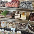 4 üzleti kép MELBA CUKRÁSZDA Vendéglátás ban/ben Győr GS