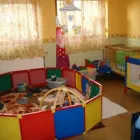 5 üzleti kép PÓTMAMA GYERMEKFELÜGYELET BT. Üzleti szolgáltatások ban/ben Cinkota BU