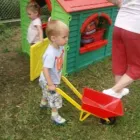 7 üzleti kép PÓTMAMA GYERMEKFELÜGYELET BT. Üzleti szolgáltatások ban/ben Cinkota BU