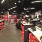 1 üzleti kép PUMA OUTLET BUDAPEST Üzletek ban/ben Biatorbágy PE