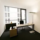 3 üzleti kép REGUS - BUDAPEST, FIRST SITE Ingatlanforgalmazás és -közvetítés ban/ben Budapest PE