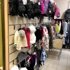 4 üzleti kép RUHAVADÁSZ Üzletek ban/ben Pécs BA