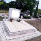 1 üzleti kép SÍRGONDNOK SÁGI & SÁGI ESETI VAGY FOLYAMATOS SÍRGONDOZÁS. Temetkezés ban/ben Sopron GS