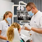 5 üzleti kép SOLYDENT FOGORVOSI RENDELŐ ZUBNÁ KLINIKA, ZUBÁR, ZUBNÍ LEKÁR;ZUBNÁ AMBULANCIA, GYŐR. Orvosok fogorvosok ban/ben Győr GS