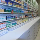 3 üzleti kép SZÉNA TÉR PATIKA FITOTÉKA Gyógyszertárak ban/ben Budapest PE