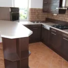 2 üzleti kép SZÜTS PÉTER BÚTORASZTALOS Otthon és Építőipar ban/ben Martonvásár FE