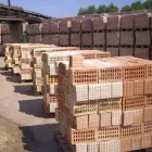 3 üzleti kép TAPOLCAFŐI TÉGLAIPARI KFT. Építőanyagok ban/ben Pápa VE