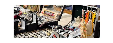 7 üzleti kép ANTIK PLACC - BUDAPEST ANTIQUE AND DESIGN MARKET Üzletek ban/ben Budapest