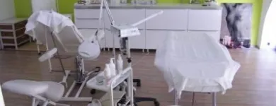 10 üzleti kép BEAUTY BÁZIS SZÉPSÉGSZALON Szépségszalon, kozmetika ban/ben Budapest