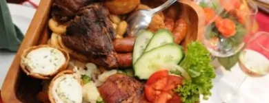 1 üzleti kép CLUB ARÉNA PIZZÉRIA &PUB ZENÉS SZÓRAKOZÓHELY Motel, panzió ban/ben Győr GS