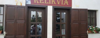 8 üzleti kép CORVINUS PIZZÉRIA ÉS PINCE ÉTTEREM Éttermek ban/ben Sopron GS