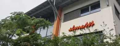 2 üzleti kép ELMATIT KERESKEDELMI KFT. Ragasztástechnika, ragasztók ban/ben Budapest PE