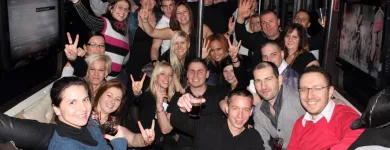 14 üzleti kép EVENINGSTAR PARTYBUS Vendéglátás ban/ben Budapest