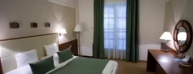25 üzleti kép FLESHPINK BELSŐÉPÍTÉSZET Otthon és Építőipar ban/ben Győr GS