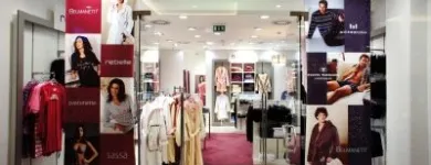 46 üzleti kép FLESHPINK BELSŐÉPÍTÉSZET Otthon és Építőipar ban/ben Győr GS