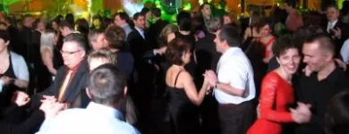 3 üzleti kép HAWAII EGYÜTTES Zeneszolgáltatás ban/ben Siófok SO