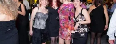 11 üzleti kép HAWAII EGYÜTTES Zeneszolgáltatás ban/ben Siófok SO