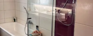 1 üzleti kép HIRSCHLER ÜVEGES MANUFAKTÚRA KFT. Üvegezés ban/ben Sopron GS