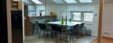 3 üzleti kép HIRSCHLER ÜVEGES MANUFAKTÚRA KFT. Üvegezés ban/ben Sopron GS
