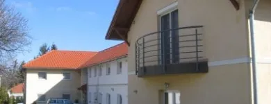 11 üzleti kép KHARISZ KFT. Otthon és Építőipar ban/ben Veszprem VE