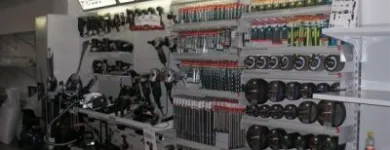 4 üzleti kép MI-HASZNA 2003 KFT. Üzletek ban/ben Érd PE