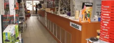 7 üzleti kép MI-HASZNA 2003 KFT. Üzletek ban/ben Érd PE