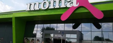 2 üzleti kép MÖMAX DEBRECEN Üzletek ban/ben Debrecen HB