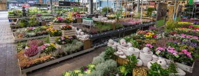 7 üzleti kép OBI KERTÉSZET BUDAPEST Kerti berendezések, bútorok ban/ben Budapest PE