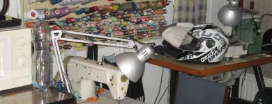 1 üzleti kép RUHAJAVÍTÓ BT. Ruhajavítás, - szerviz ban/ben Budapest PE