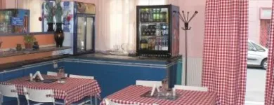 4 üzleti kép SISSI ÉTELBÁR - GYORSÉTTEREM Vendéglátás ban/ben Budapest