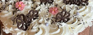 4 üzleti kép SZENT LŐRINC CONFECTIONERY Cukrászdák ban/ben Eger HE