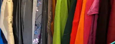 8 üzleti kép T-MODELL Üzletek ban/ben Pécs BA