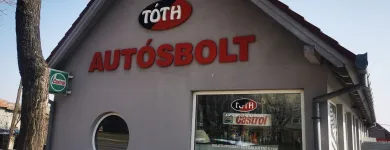 3 üzleti kép TÓTH AUTÓSHÁZ Autóalkatrészek és -felszerelések ban/ben Szekszárd TO