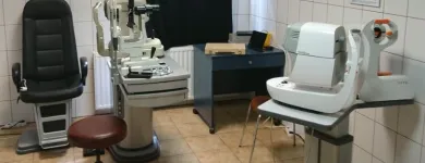 4 üzleti kép VIKTÓRIA OPTIKA KFT. Optika, optikai cikkek ban/ben Kistelek CS