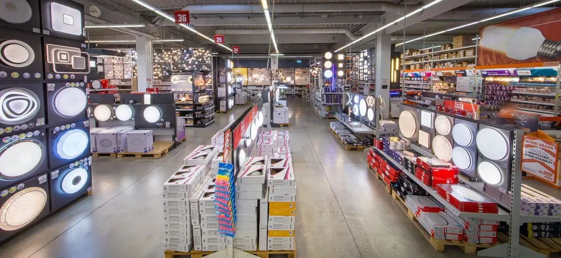 1 üzleti kép OBI LÁMPÁK ÉS VILÁGÍTÁS BUDAPEST