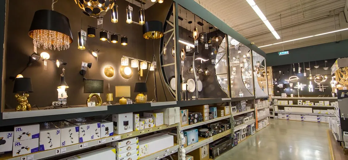 3 üzleti kép OBI LÁMPÁK ÉS VILÁGÍTÁS BUDAPEST