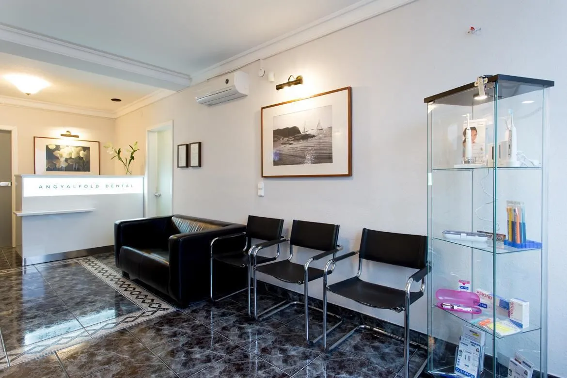 1 üzleti kép ANGYALFÖLD DENTAL FOGÁSZAT PANORÁMA RÖNTGEN FOGORVOSI RENDELŐ 13 KERÜLET