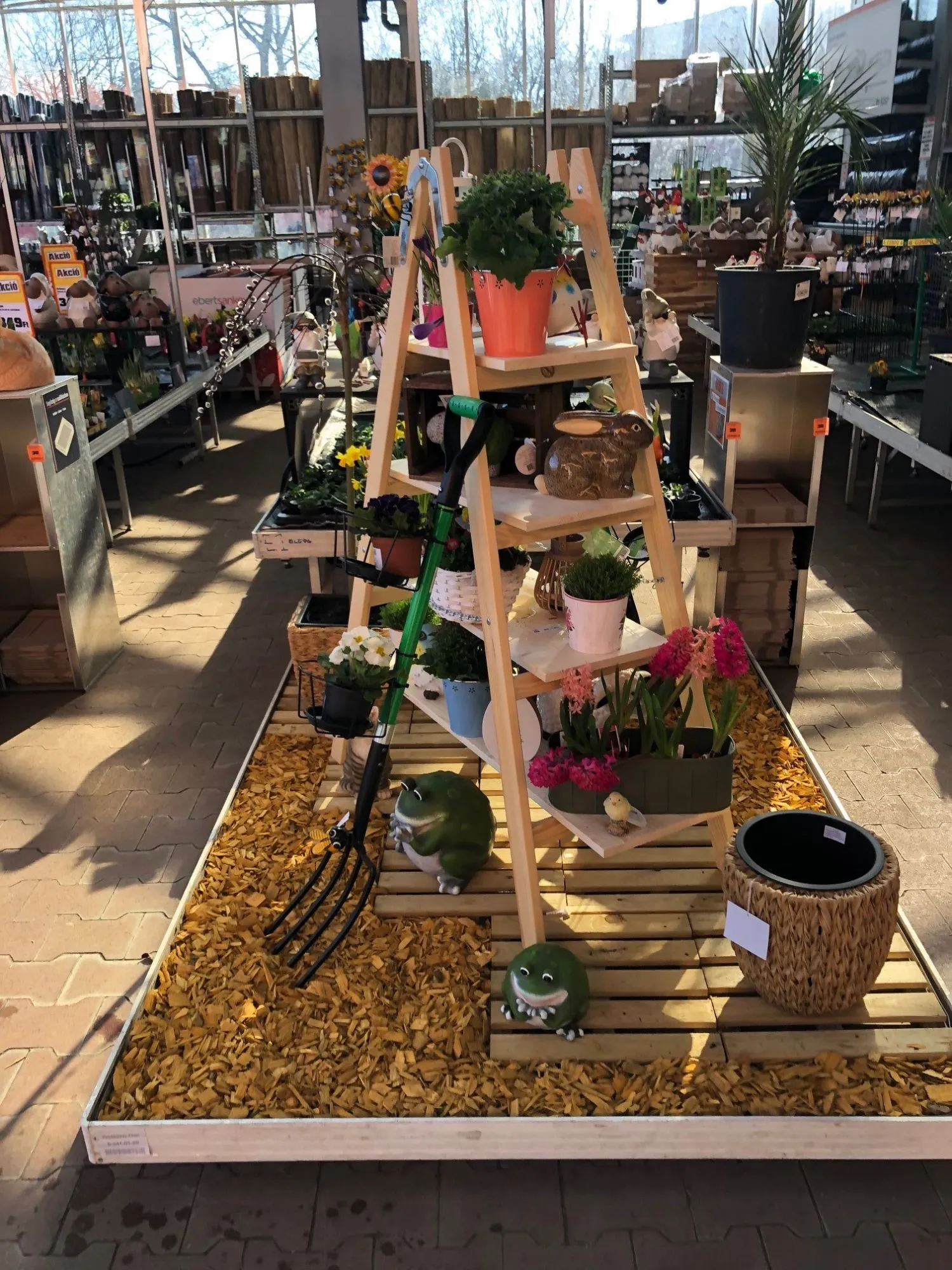 19 üzleti kép OBI ÁRUHÁZ BUDAPEST